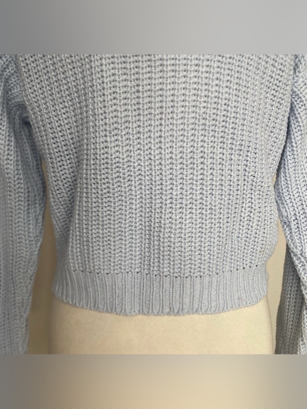 Love Change Italy Women's Baby Blue Chunky Knit Crop Sweater Size Large Casual - Picture 8 of 16